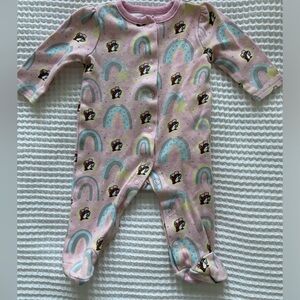 Pink Buc-Ees Sleeper with rainbows
